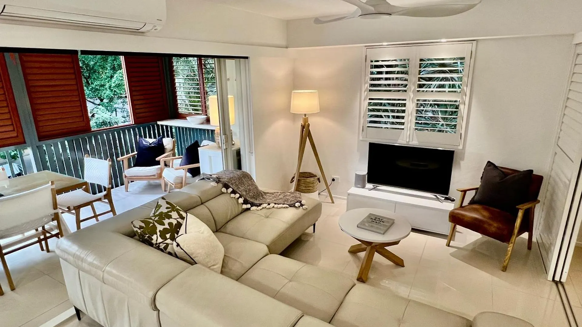 Noosa Beach Apartment On Hasting St French Quarter Resort.Noosa Heads 0*,