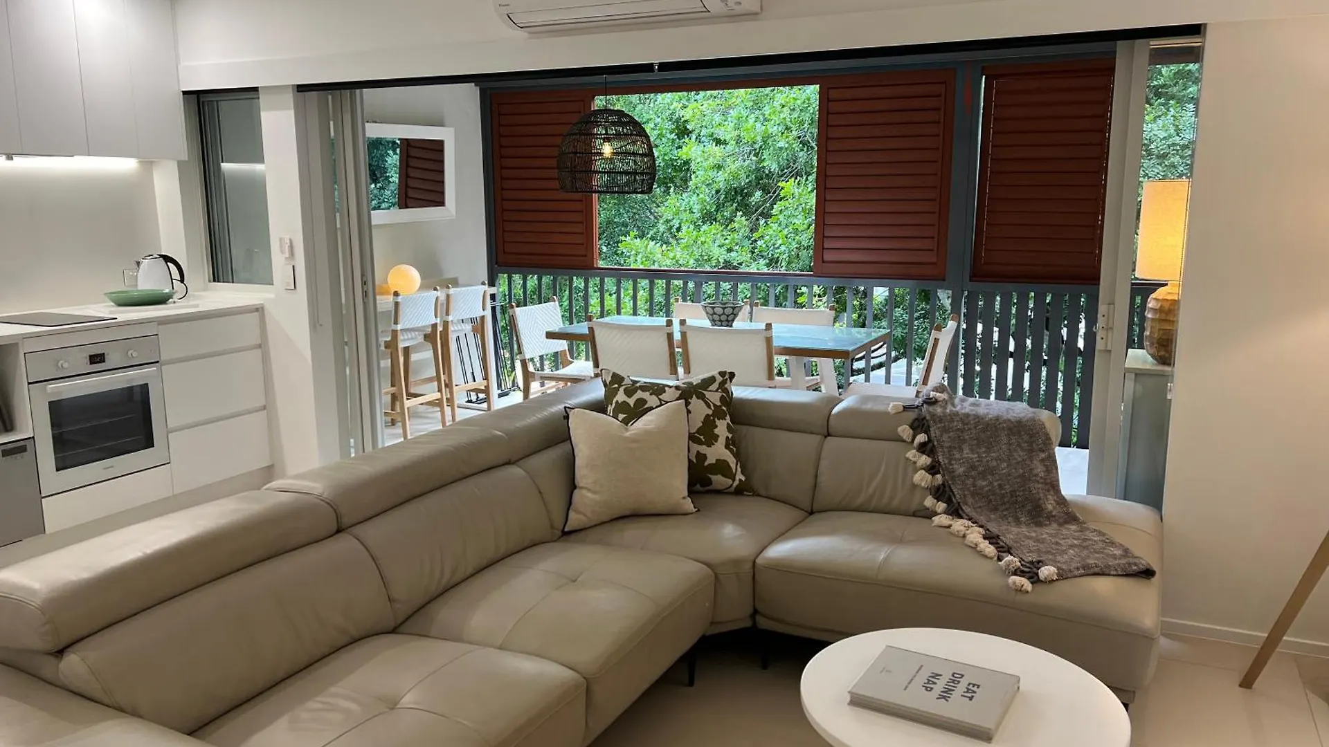 Noosa Beach Apartment On Hasting St French Quarter Resort.Noosa Heads 0*,  Australia
