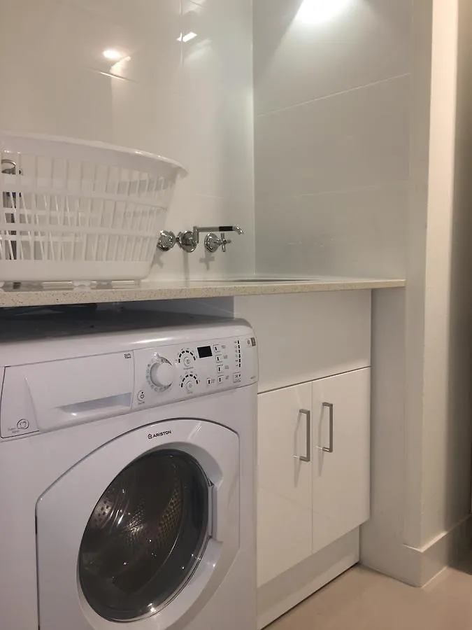 Noosa Beach Apartment On Hasting St French Quarter Resort.Noosa Heads